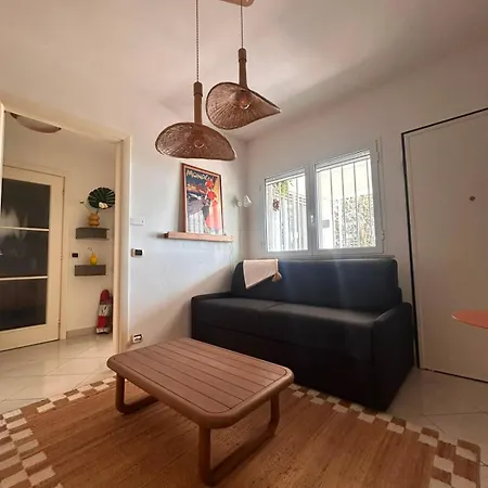 Apartment Elegante Con Piscina E Parco